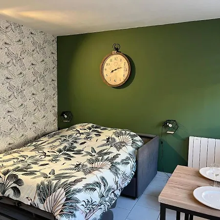 Apartamento Les Orchidées 1 *